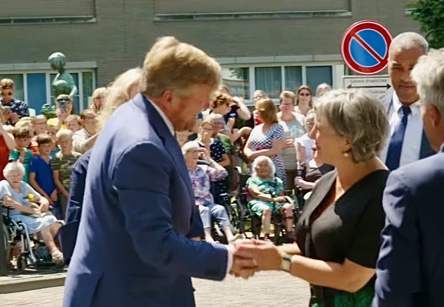 King Willem Alexander receives Nosybird